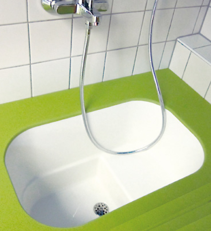 Sitzduschwanne